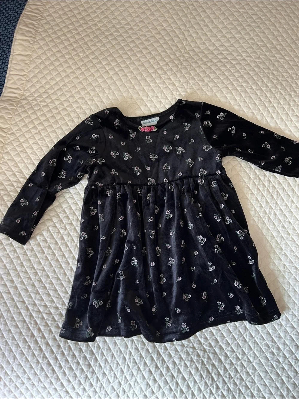 Girls Black Floral Long-Sleeve Pajama Set by Carter's